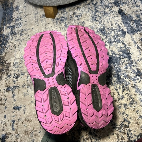 Saucony Black & Purple Excursion Tr1 Trail Running Shoes Size 11 Wide - Picture 8 of 9